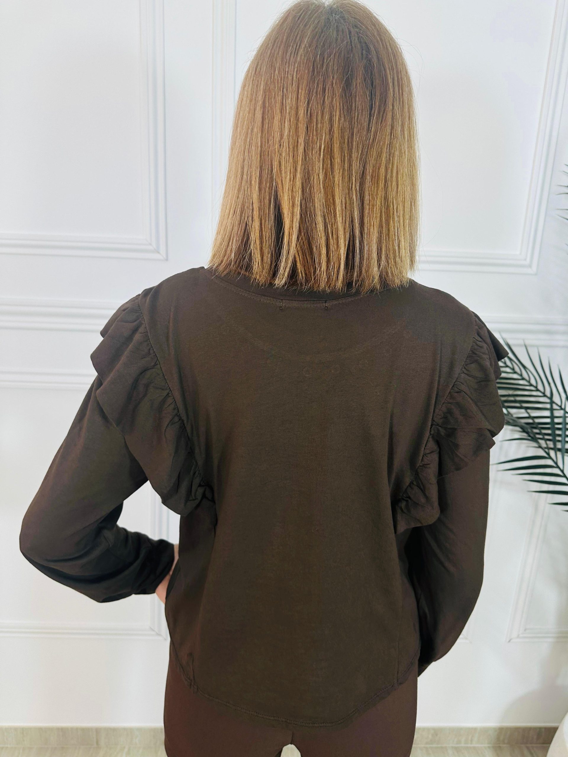 SUDADERA MARRÓN VOLANTE - Imagen 2