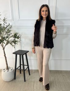 CHALECO DE PELO MARRÓN