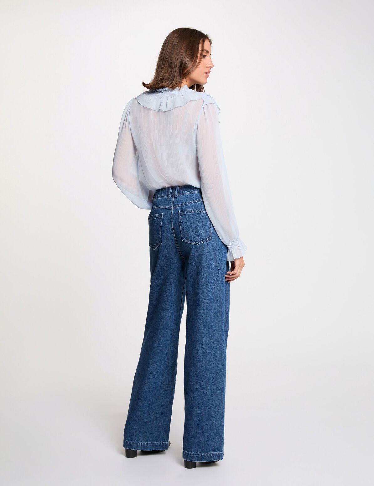 Camisa fluida con cuello en v azul cielo mujer